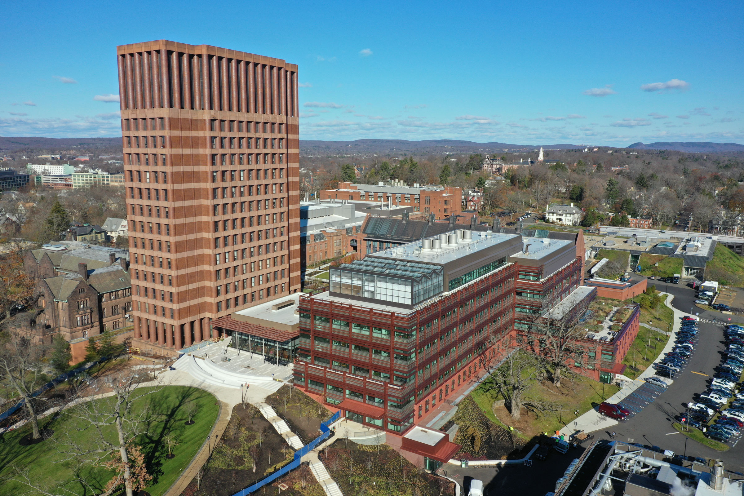 Aerial view of the Yale Science Building, the Pavilion, and the Kline Tower